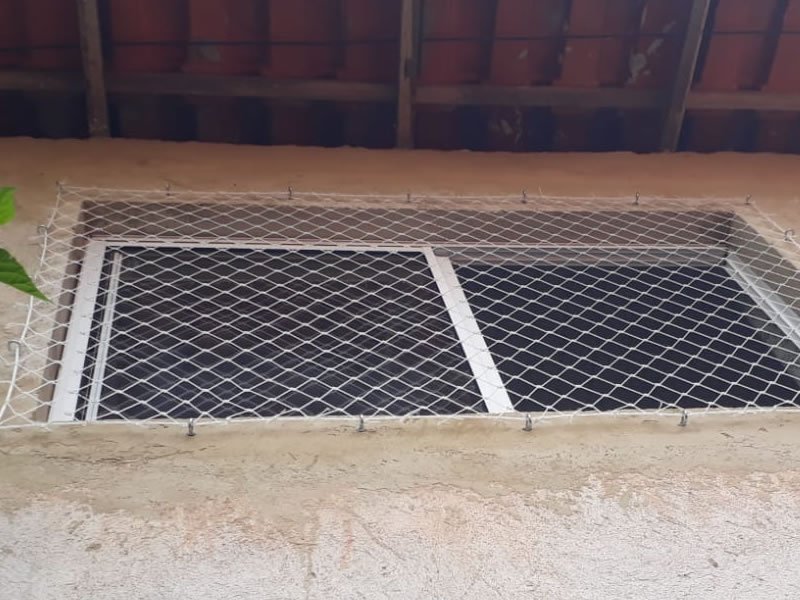 Instalação de rede de proteção em Praia do Sauê Fundão, Vitória